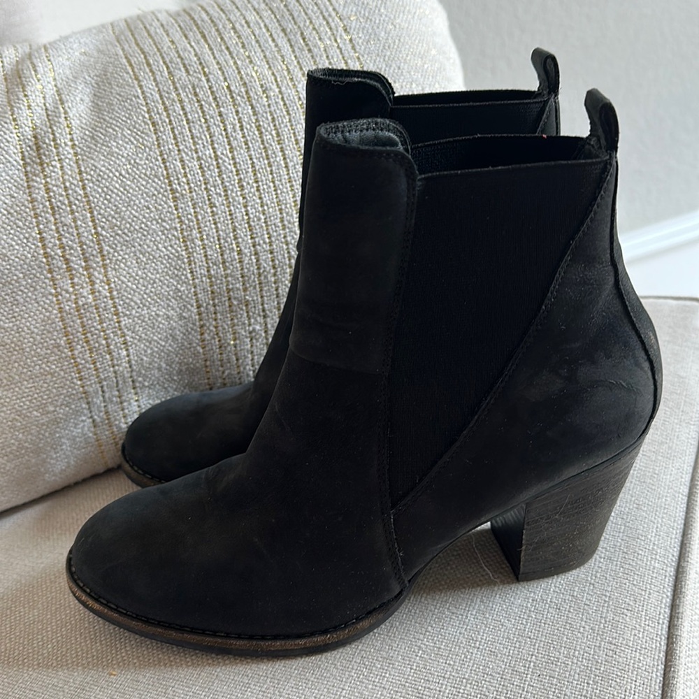 Paul Green side booties size 8